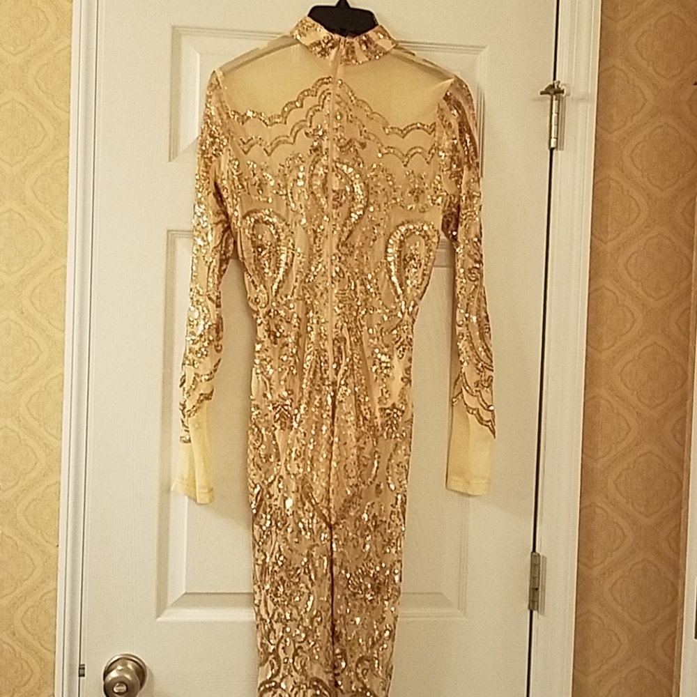 Dress - Picture 2 of 2